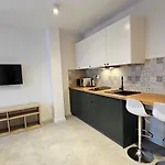 Apartamento Fieldorfa House *