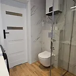 Fieldorfa House Apartamento
