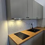 Fieldorfa House *