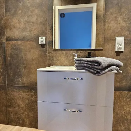 公寓 Fieldorfa House 奥斯特罗文卡