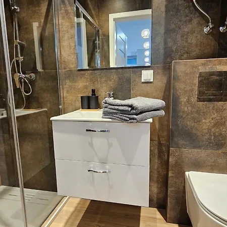 Fieldorfa House 公寓 奥斯特罗文卡