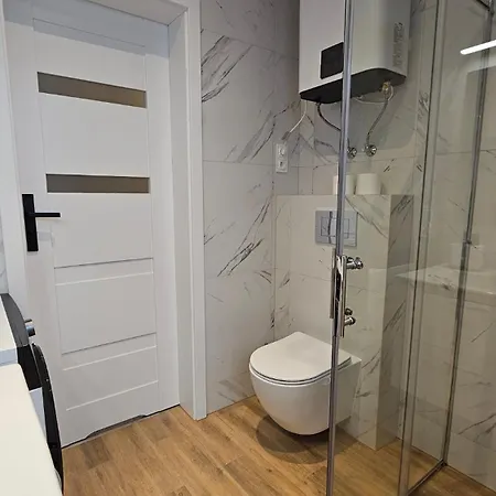 Fieldorfa House 公寓