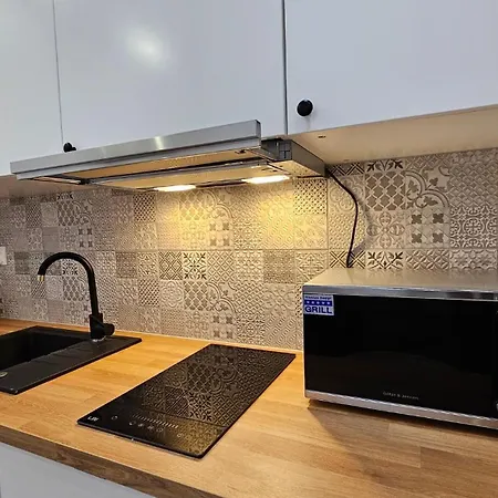 Fieldorfa House 奥斯特罗文卡