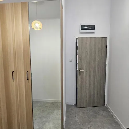 Fieldorfa House * 奥斯特罗文卡