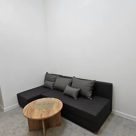 Fieldorfa House * 奥斯特罗文卡