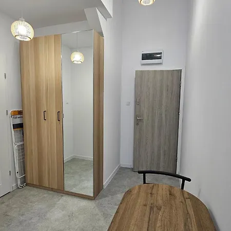 Fieldorfa House 奥斯特罗文卡