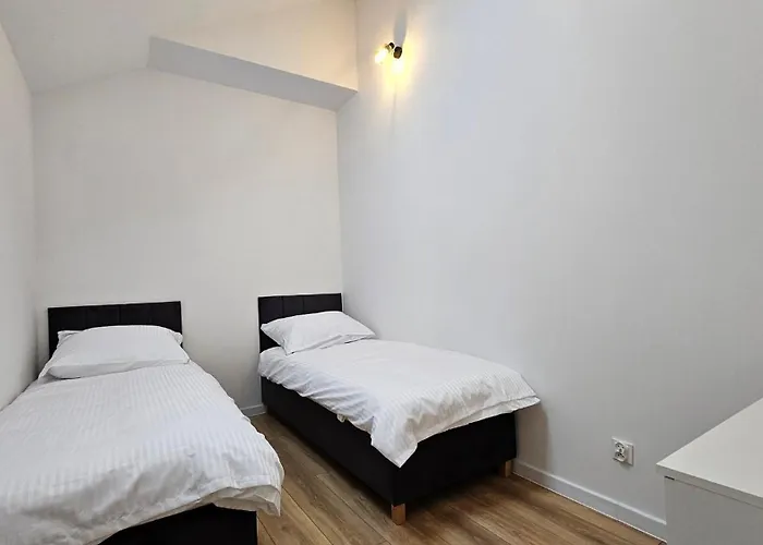 Fieldorfa House 오스트로웽카