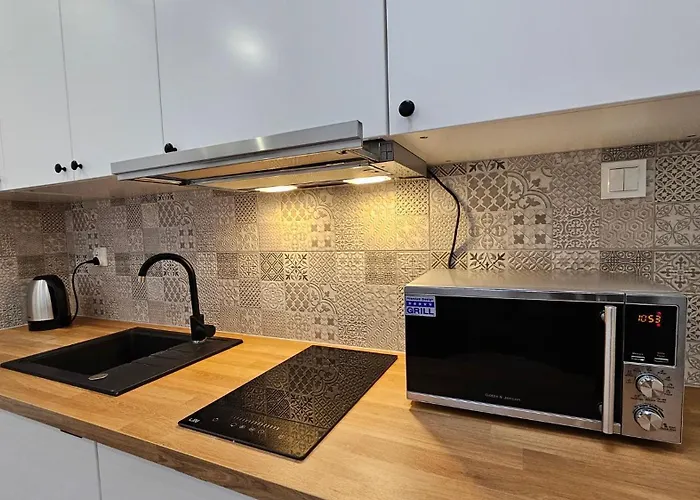 Fieldorfa House 오스트로웽카