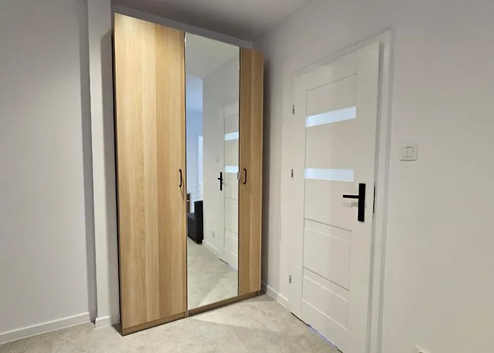 Fieldorfa House 아파트