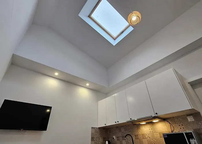 아파트 Fieldorfa House