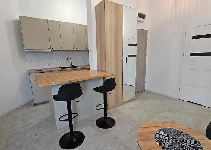 Fieldorfa House 오스트로웽카