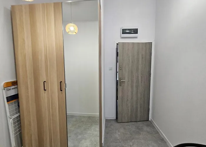 Fieldorfa House * 오스트로웽카