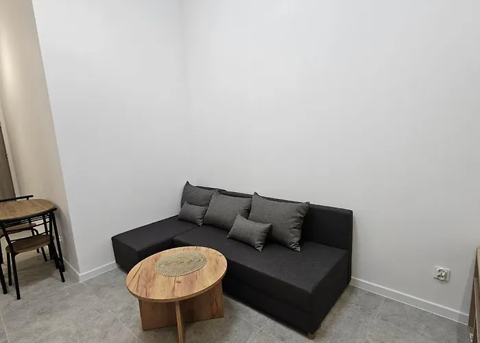 Fieldorfa House * 오스트로웽카