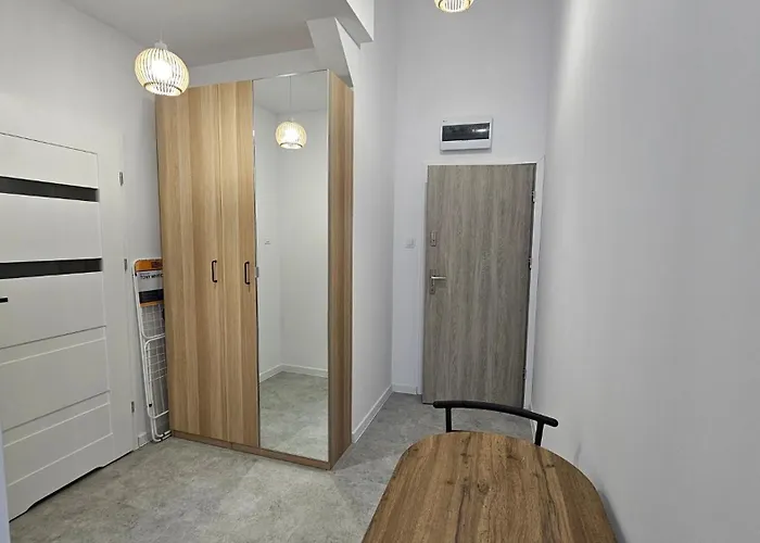 Fieldorfa House 오스트로웽카